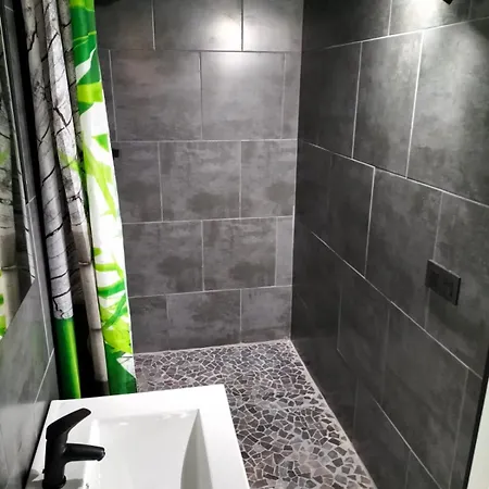 Vv Las Buganvillas Maspalomas - Cocina Y Habitaciones Con Banos Privados Exterior photo