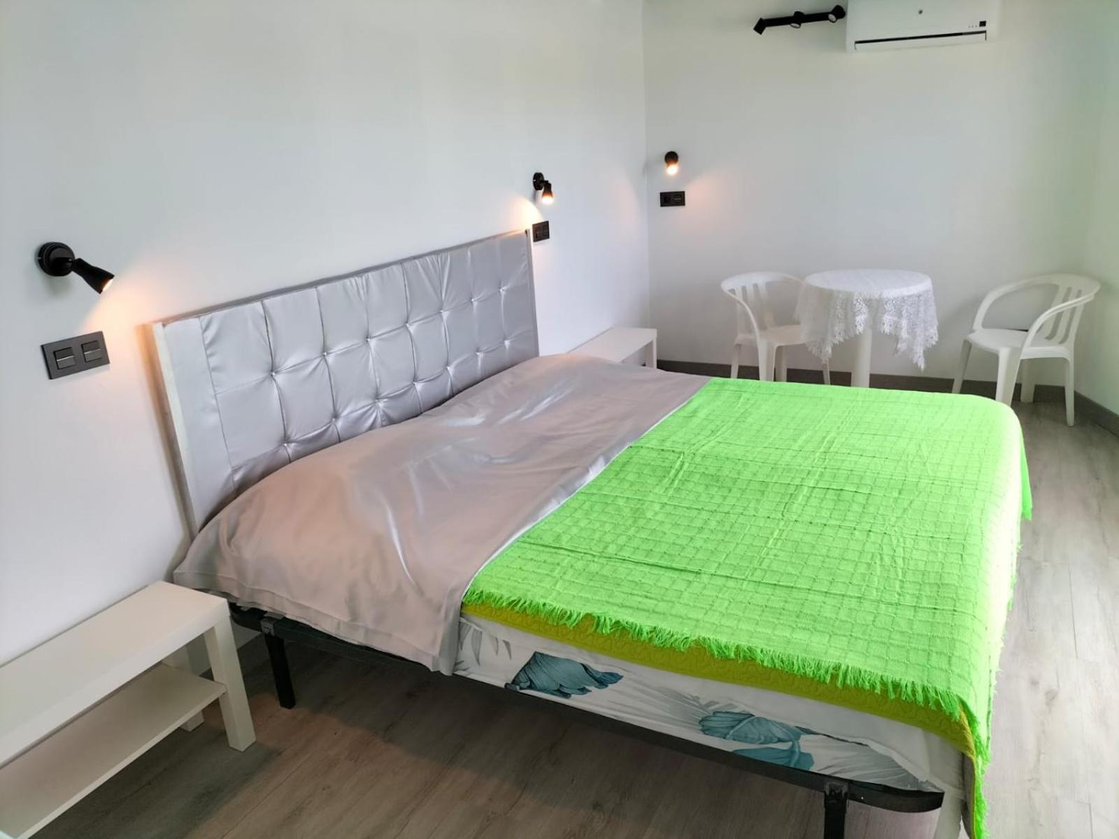 Gasthuis Vv Buganvillas Maspalomas - Cocina Y Con Banos Privados