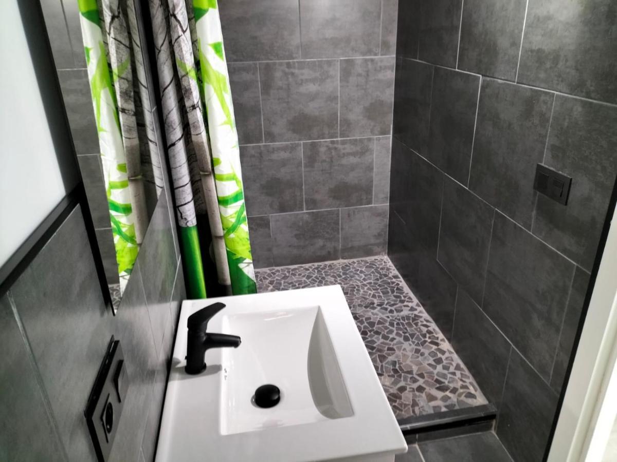 Pensjonat Vv Buganvillas Maspalomas - Cocina Y Con Banos Privados