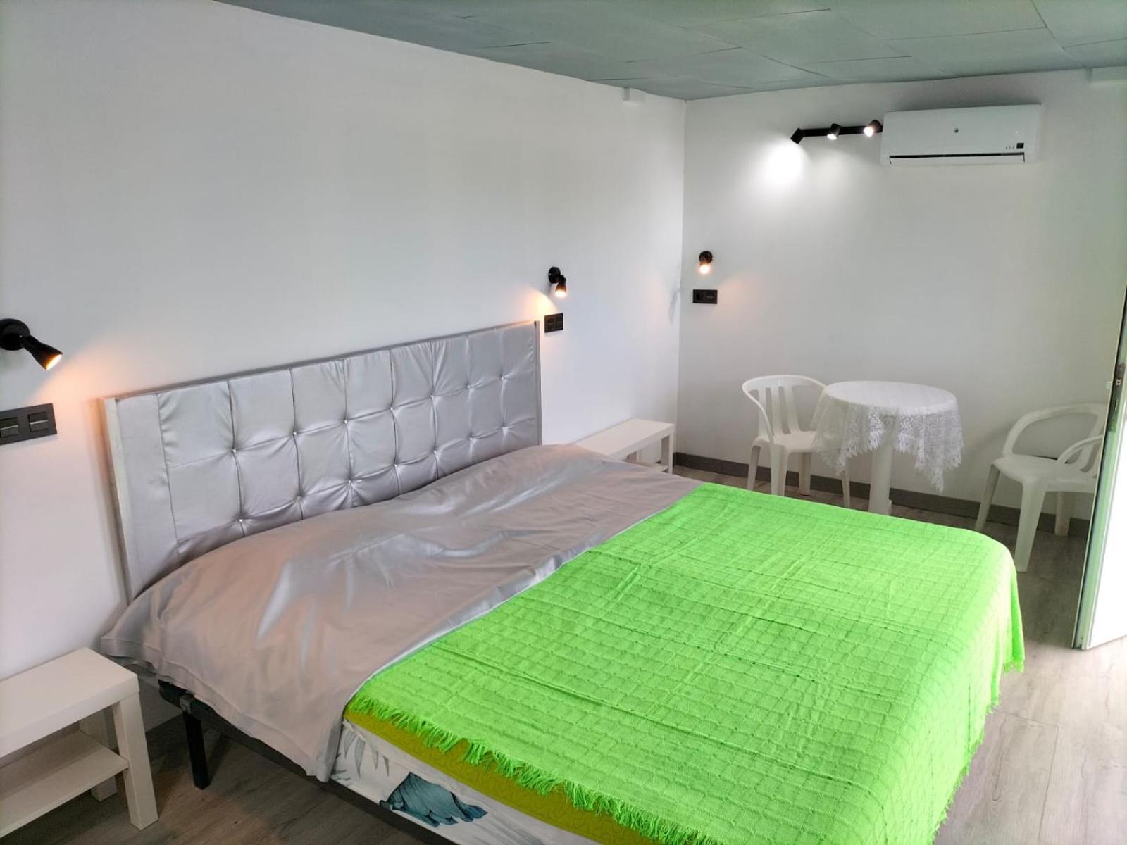 Vv Buganvillas Maspalomas - Cocina Y Con Banos Privados Pensjonat
